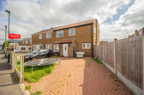 3 bedroom semi-detached house for sale
