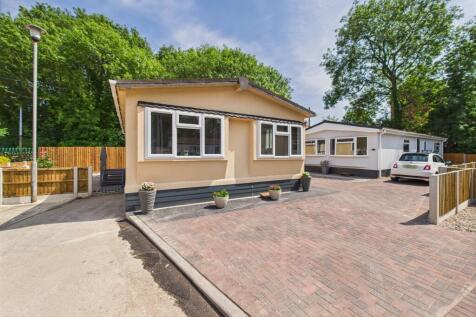 2 bedroom park home for sale