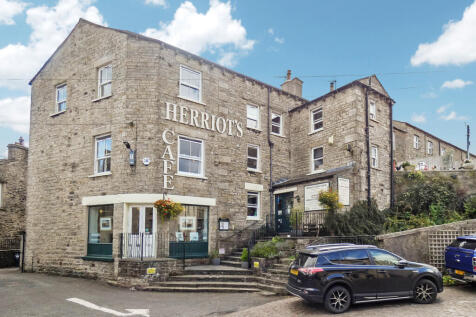 Main Street, Hawes, Leyburn, North... 9 bed house for sale