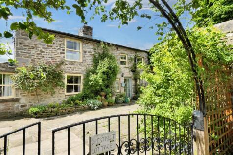 Carperby, Leyburn, North Yorkshire, DL8 4 bed semi