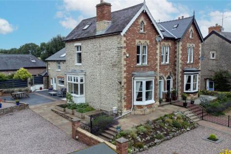 South Road, Kirkby Stephen, Cumbria... 5 bed semi