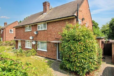 1 bedroom maisonette for sale