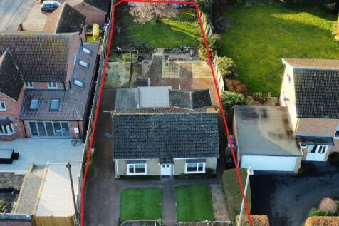 2 bedroom detached bungalow for sale