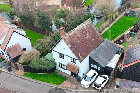Canterbury Grange, Bocking... 4 bed detached house for sale