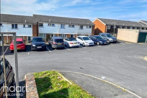 Park Barn Drive, Guildford 3 bed terraced house for sale