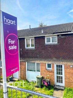 Park Barn Drive, Guildford 3 bed terraced house for sale