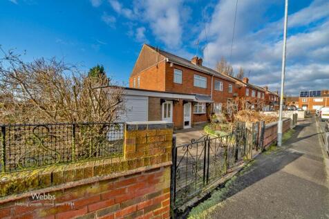 Croxdene Avenue, Walsall WS3 3 bed semi