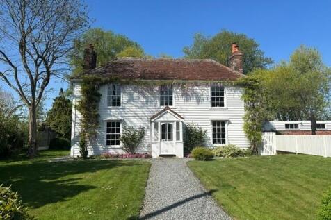 Burnham on Crouch 4 bed detached house for sale