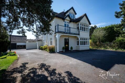 Fyfield 5 bed detached house for sale