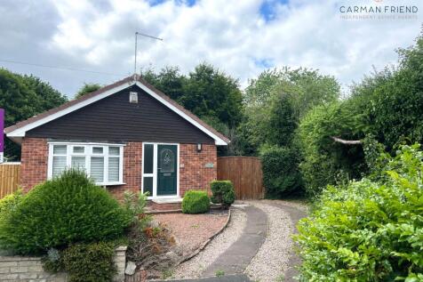 Makepeace Close, Vicars Cross, CH3 2 bed detached bungalow for sale