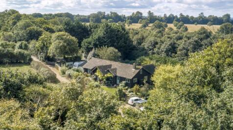 5 bedroom detached bungalow for sale