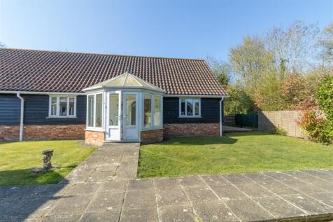 Stocking Hill, Buntingford SG9 2 bed semi