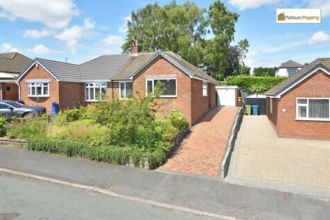 3 bedroom semi-detached bungalow for sale