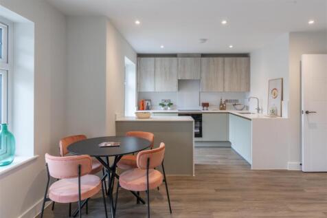2 bedroom apartment for sale