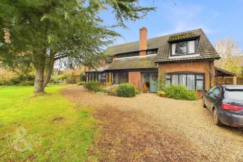 5 bedroom detached house for sale