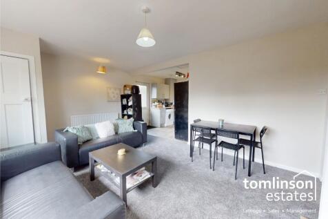 6 bedroom semi-detached house for sale