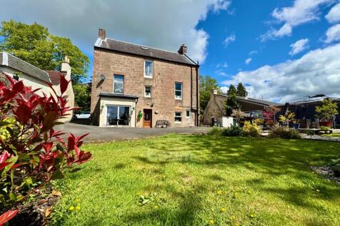 Lochnorris, 47 Auchinleck Road, Cumnock 5 bed detached house for sale