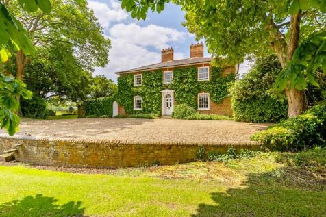 7 bedroom detached house for sale