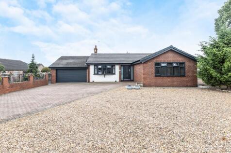 3 bedroom detached bungalow for sale