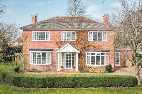 Ovington 4 bed detached house for sale