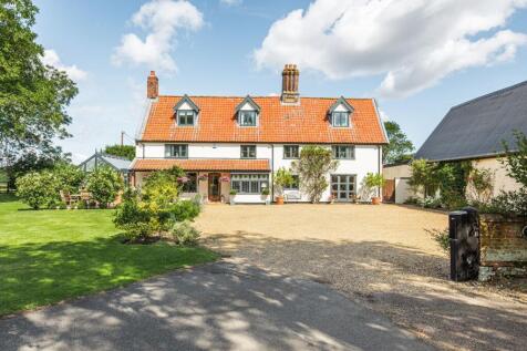 Attleborough 8 bed detached house for sale
