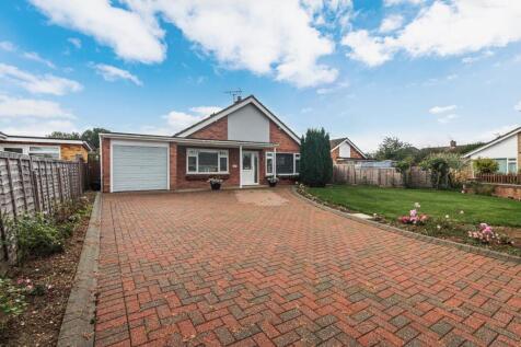 Watton 3 bed detached bungalow for sale