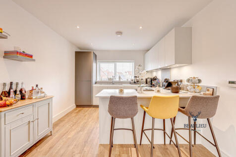 Beaulieu Park CM1 3 bed detached house for sale