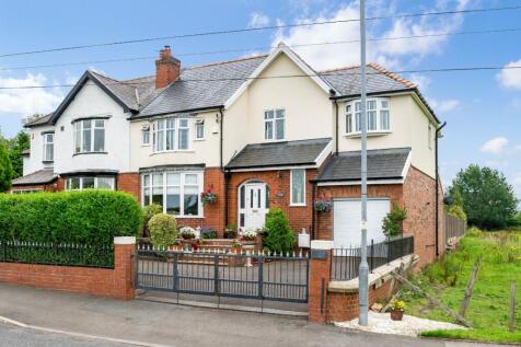 5 bedroom semi-detached house for sale