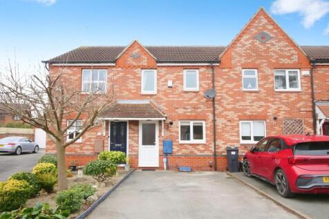 Regents Court, North Yorkshire YO26 2 bed terraced house for sale