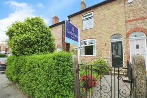 South Oak Lane, Cheshire SK9 2 bed end of terrace house for sale