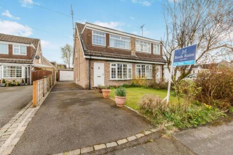 Tytherington Drive, Macclesfield SK10 3 bed semi