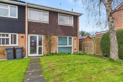 3 bedroom end of terrace house for sale