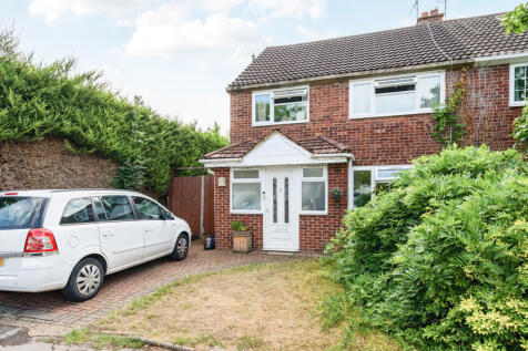 Ashbrook Road, Old Windsor, Windsor 4 bed semi