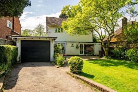 Sandpit Lane, Hertfordshire AL1 3 bed detached house for sale