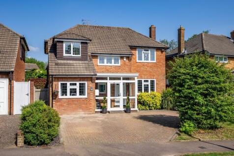 Westfields, Hertfordshire AL3 4 bed detached house for sale