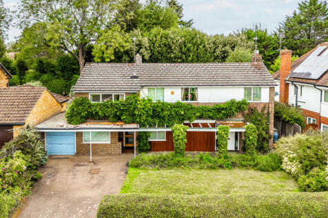 Orchard Avenue, Hertfordshire AL5 4 bed detached house for sale