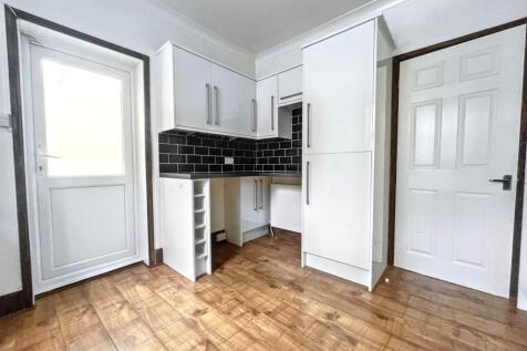 Cattistock Road, Bournemouth BH8 3 bed detached bungalow for sale