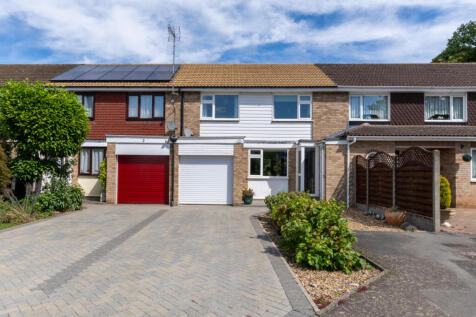 White Bear, Essex CM24 3 bed terraced house for sale