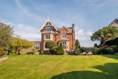 Clifton Drive, Lytham, FY8 5 bed detached house for sale