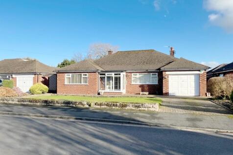2 bedroom detached bungalow for sale