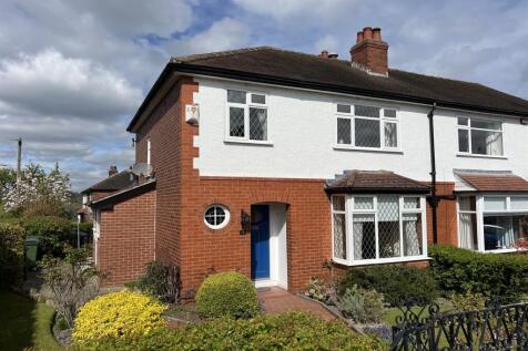 3 bedroom semi-detached house for sale