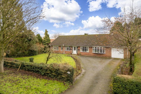 5 bedroom detached bungalow for sale