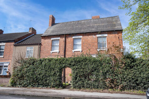5 bedroom semi-detached house for sale