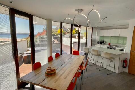 3 bedroom apartment for sale