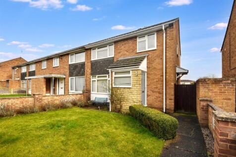 3 bedroom end of terrace house for sale