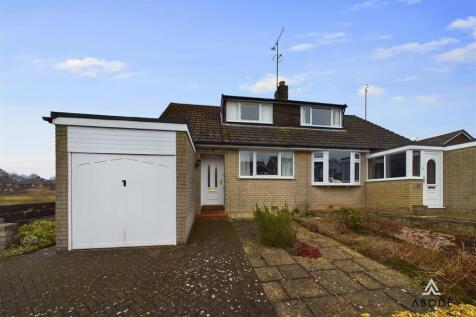 2 bedroom semi-detached house for sale