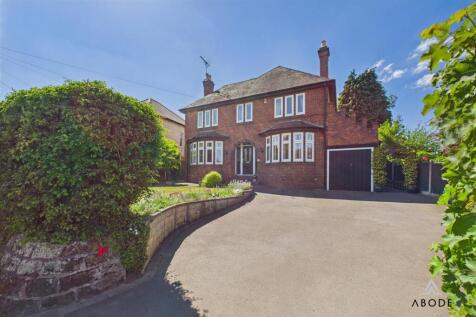 Highwood Road, Uttoxeter ST14 3 bed detached house for sale