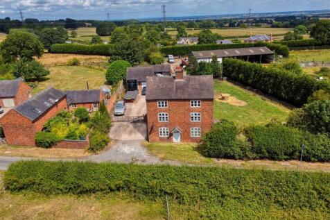 Dodds Lane, Chorley Burntwood... 5 bed farm house for sale