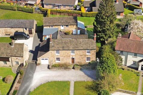 Loundsley Green Road, Chesterfield 4 bed detached house for sale