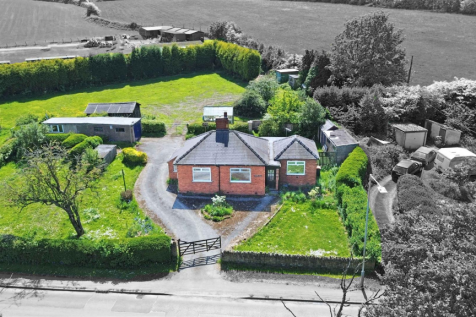 Wharf Bungalow, Mansfield Road, Tibshelf 2 bed bungalow for sale